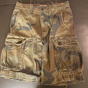 Men’s American Eagle Camo Cargo Shorts